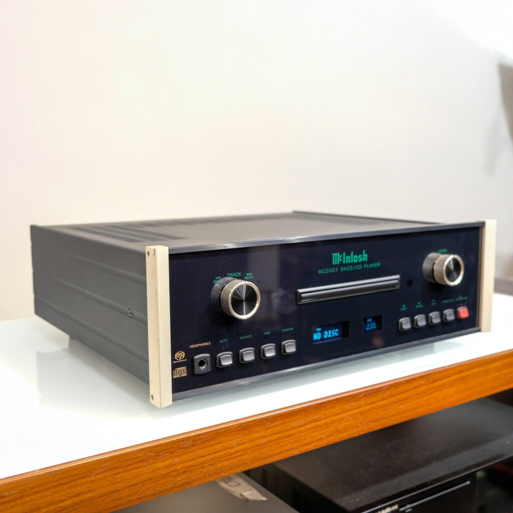 McIntosh MCD301