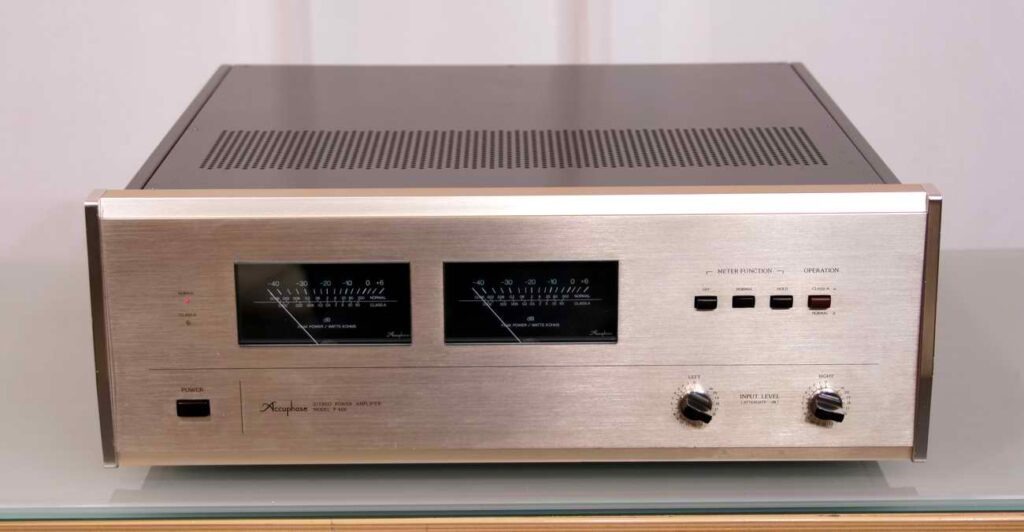 Accuphase P400