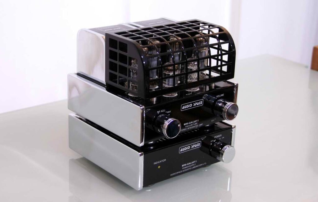 Audio Space " Mini Galaxy One "