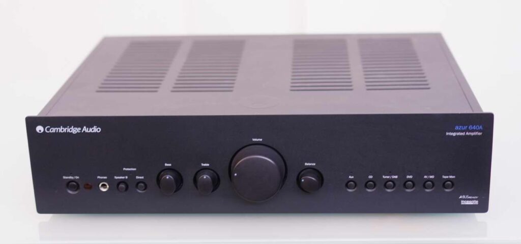 Cambridge Audio Azur 640A