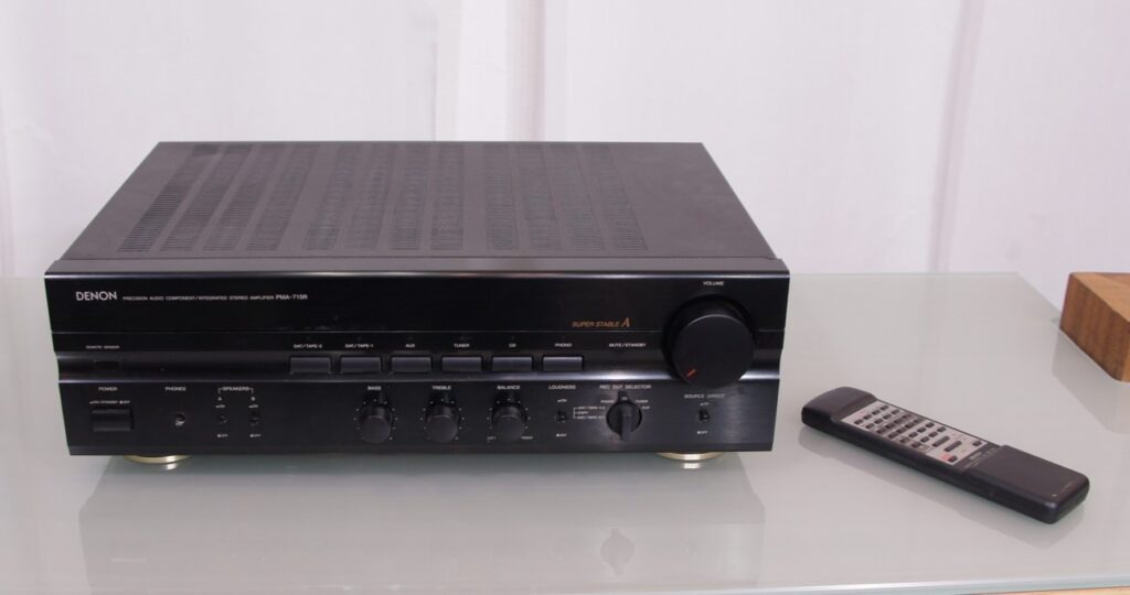 Denon PMA 715A