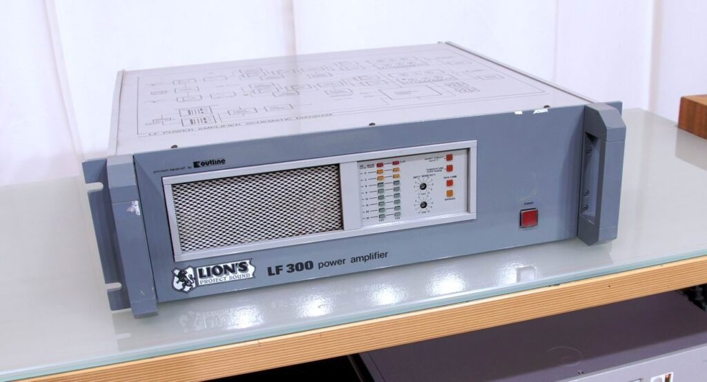 Outline LF300