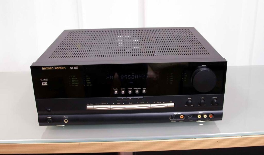 Harman Kardon AVR 2000