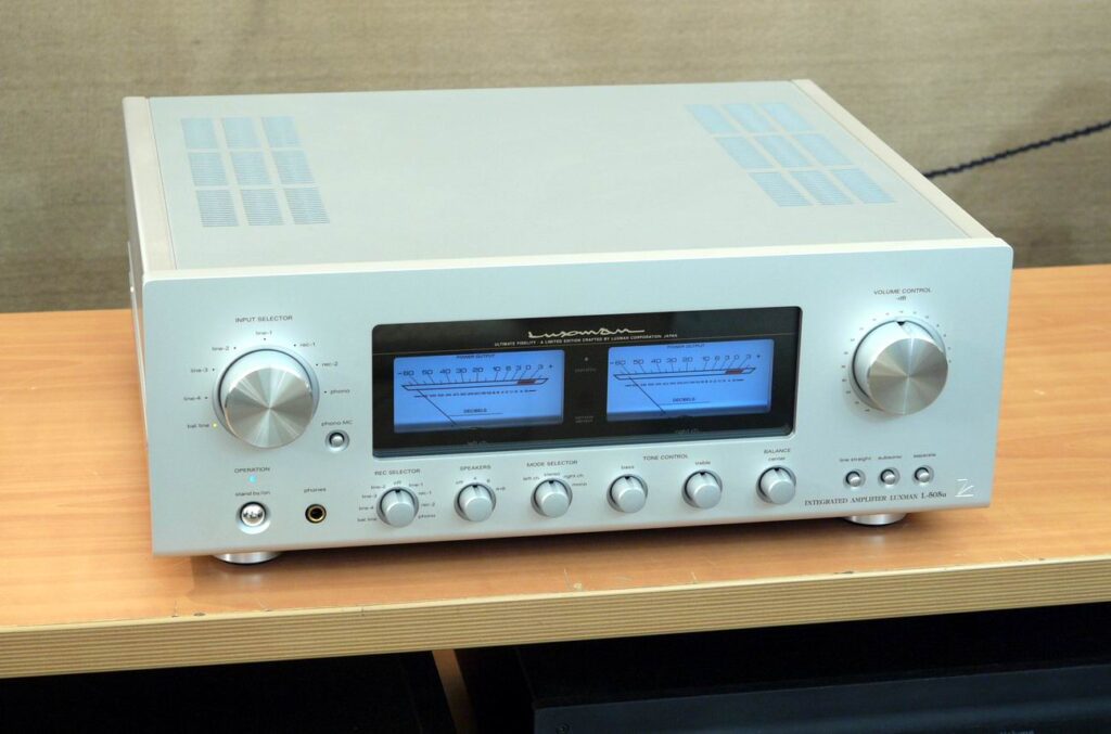 Luxman L505U