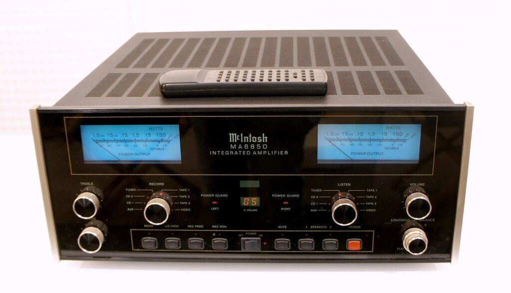 Mc Intosh MA 6850   integrato 150 watt