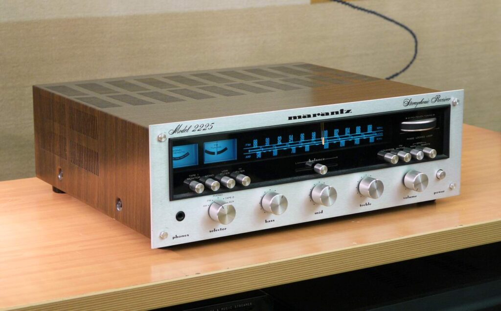 Marantz 2225  sintoampli