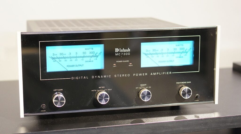 McIntosh MC 7300