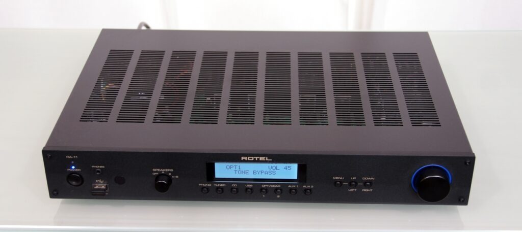 Rotel RA11
