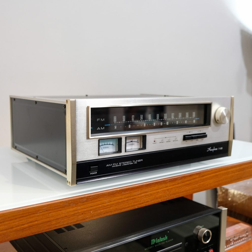 Accuphase T100