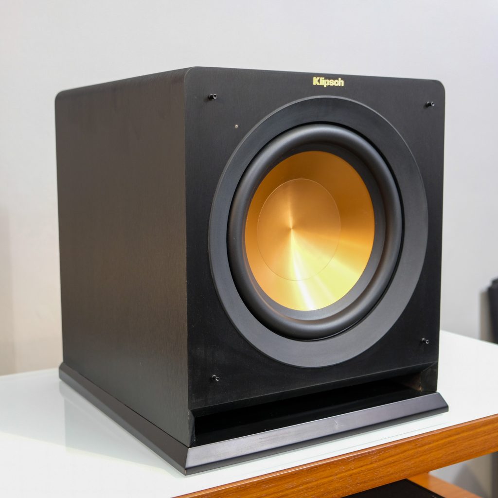 Klipsch R-110SW