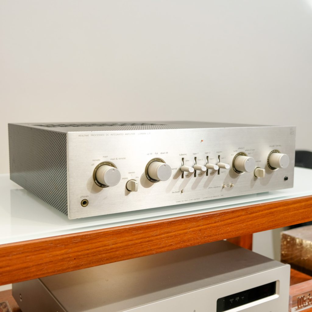 Luxman L-11