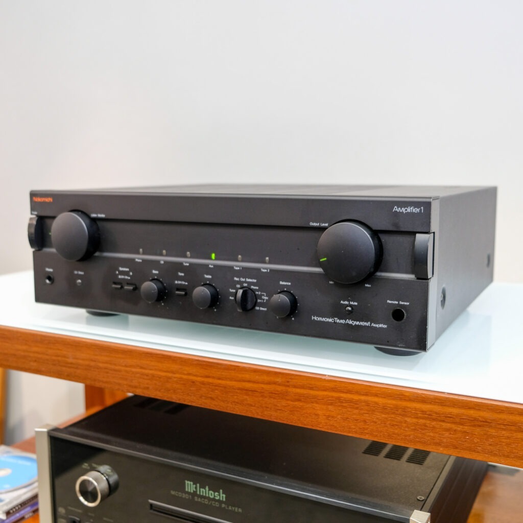 Nakamichi Amplifier 1