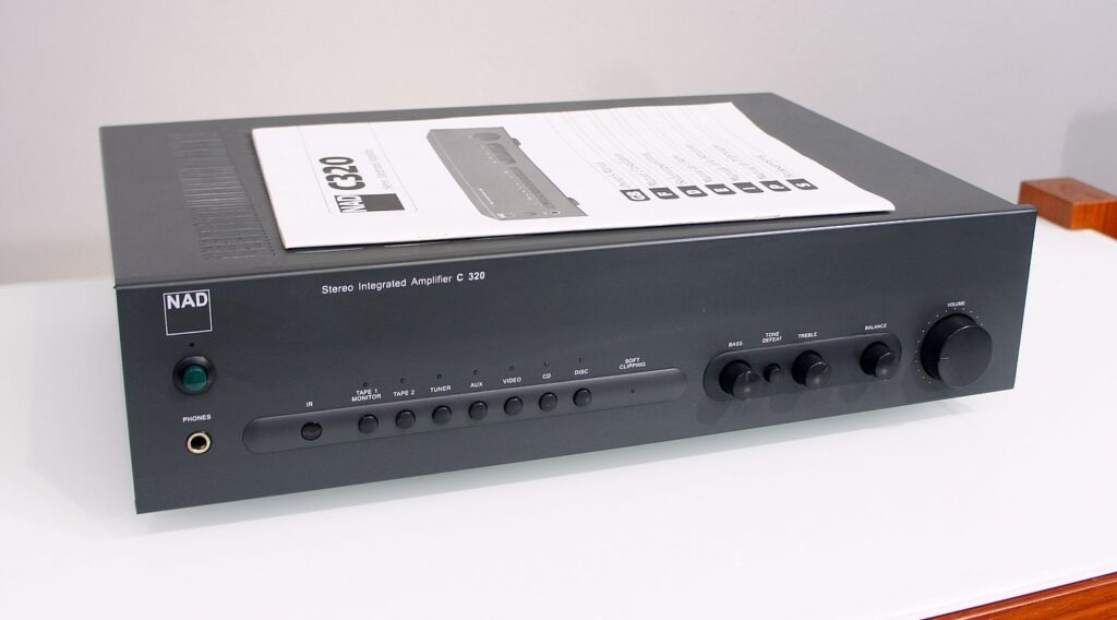 Nad C320