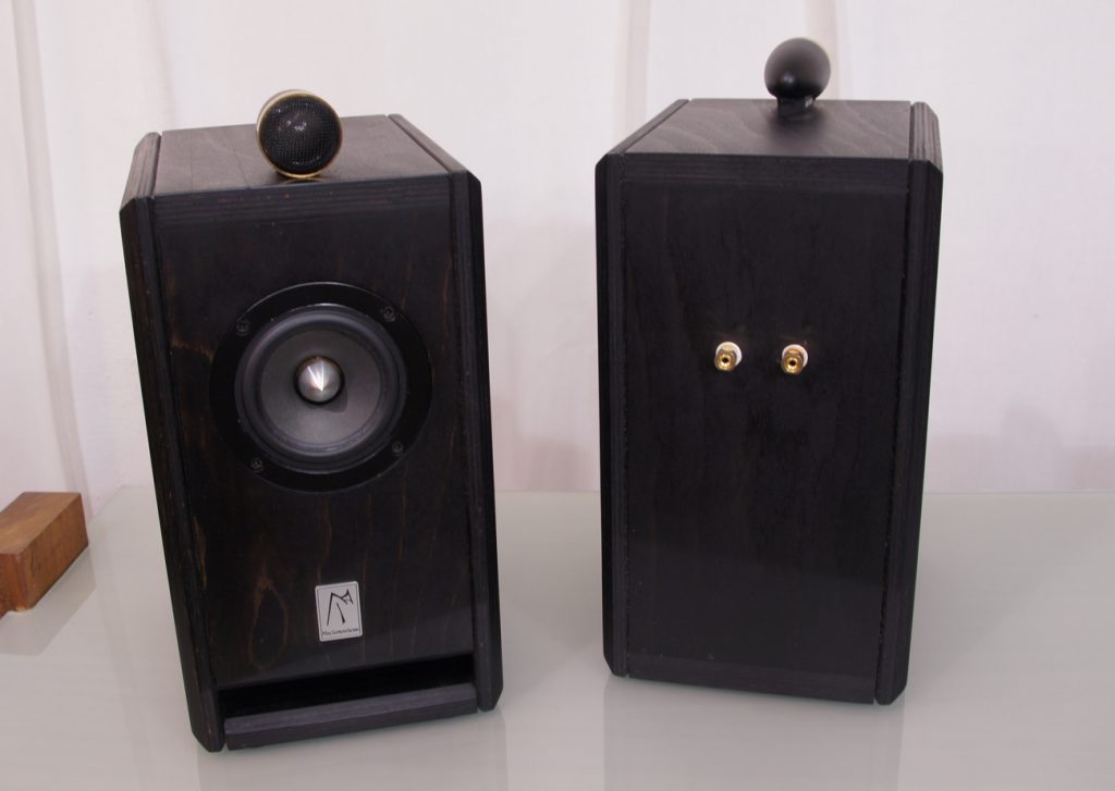 Maclementhorn The Vox Box