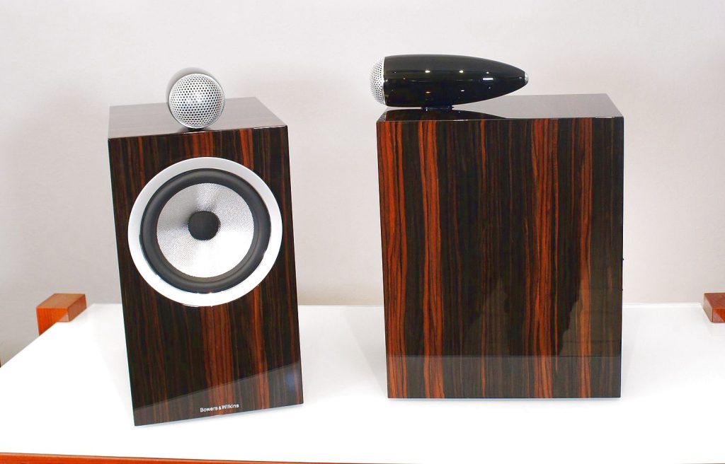 B&W 705  S2  Signature