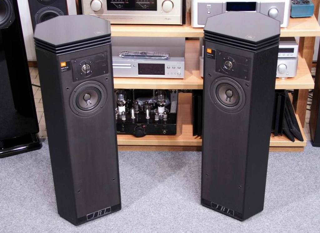 JBL  " HP 420 "