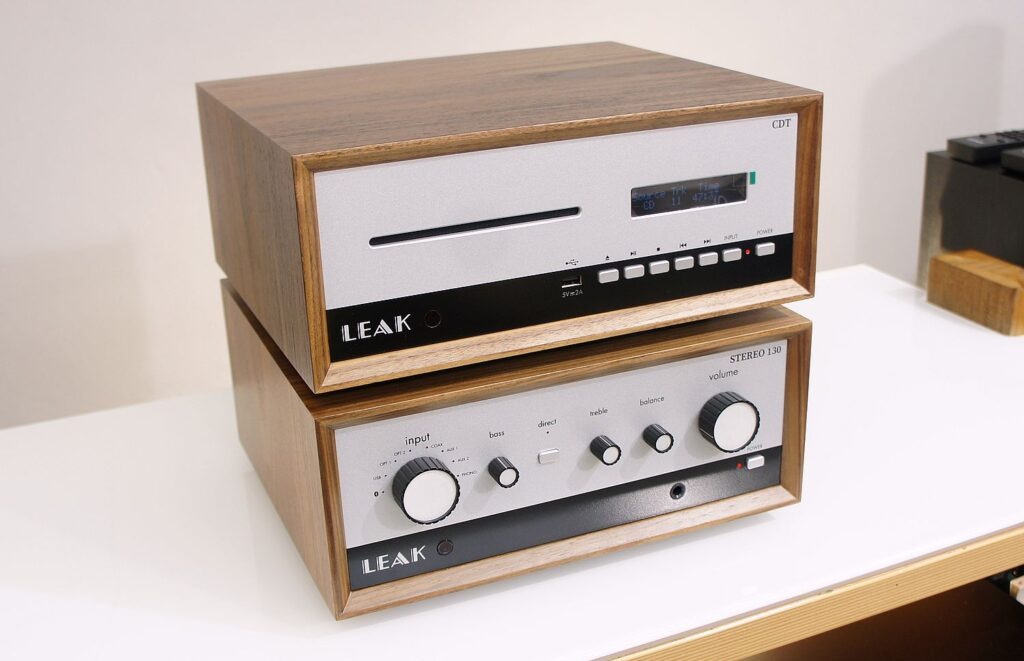 Leak Stereo 130 wood + CDT wood
