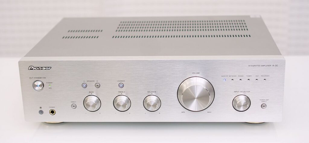 Pioneer A30