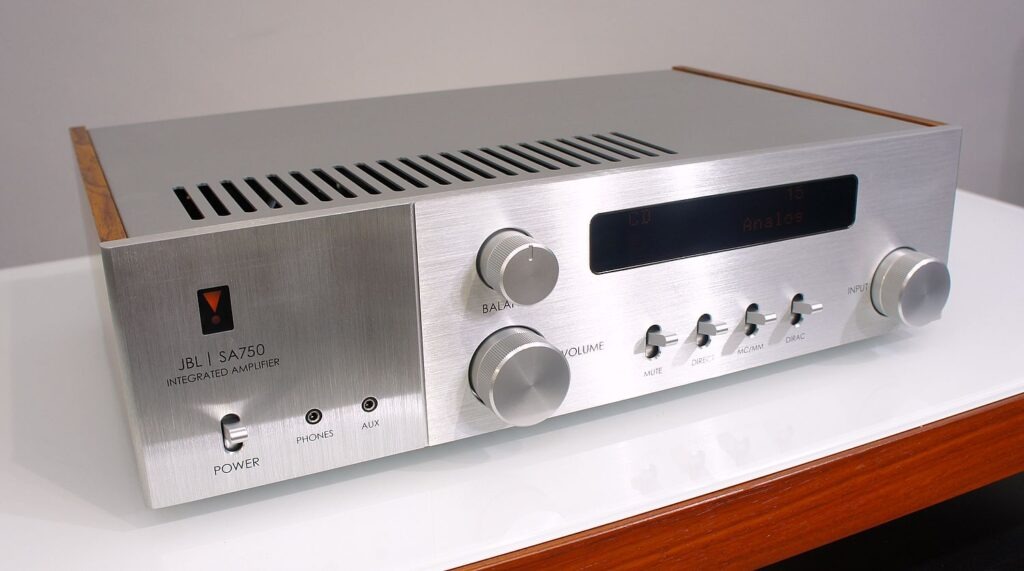 JBL  SA750