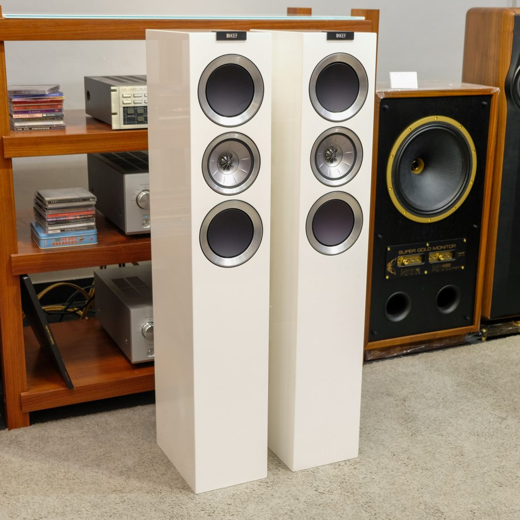 KEF R500