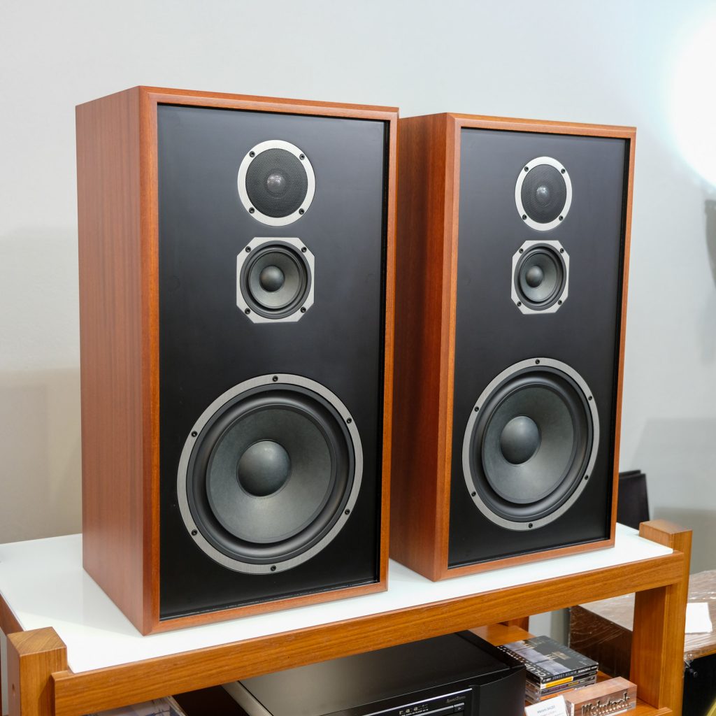 KLH Model Five