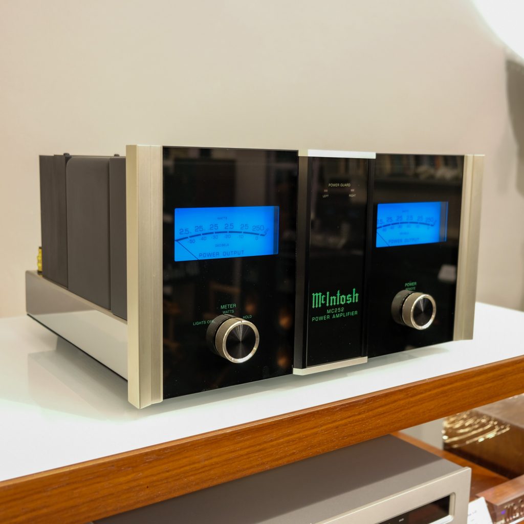 McIntosh MC252