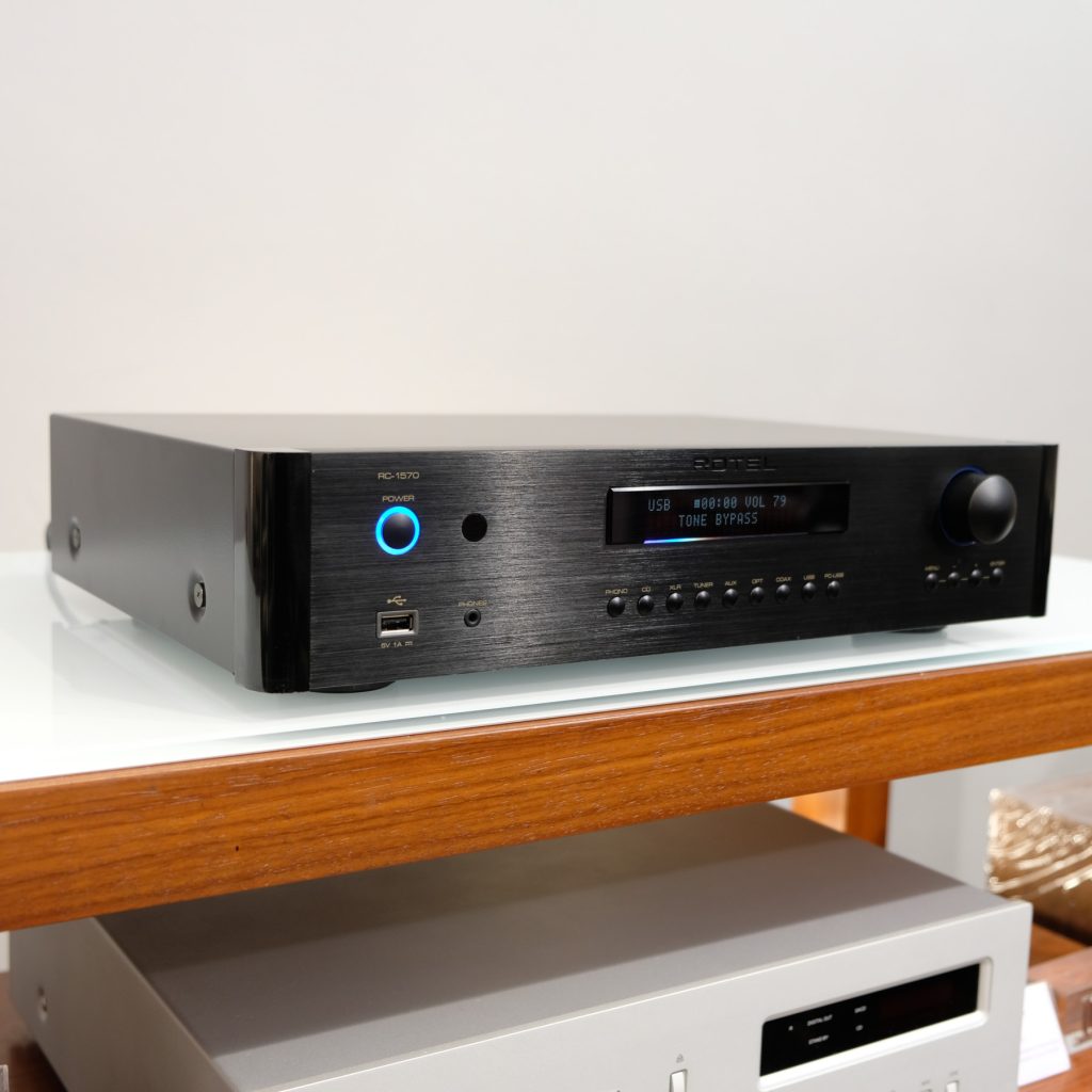 Rotel RC-1570