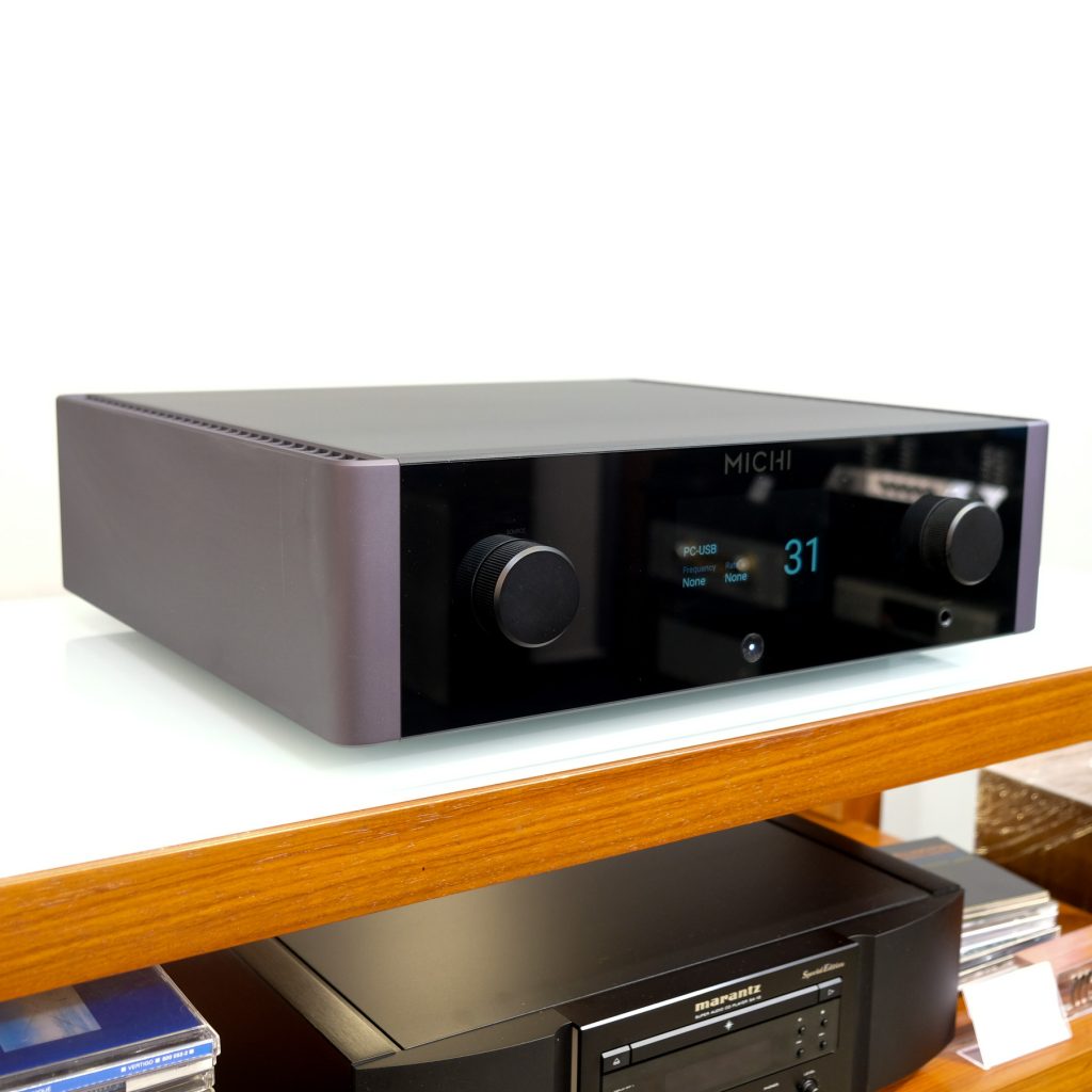 Rotel Michi P5
