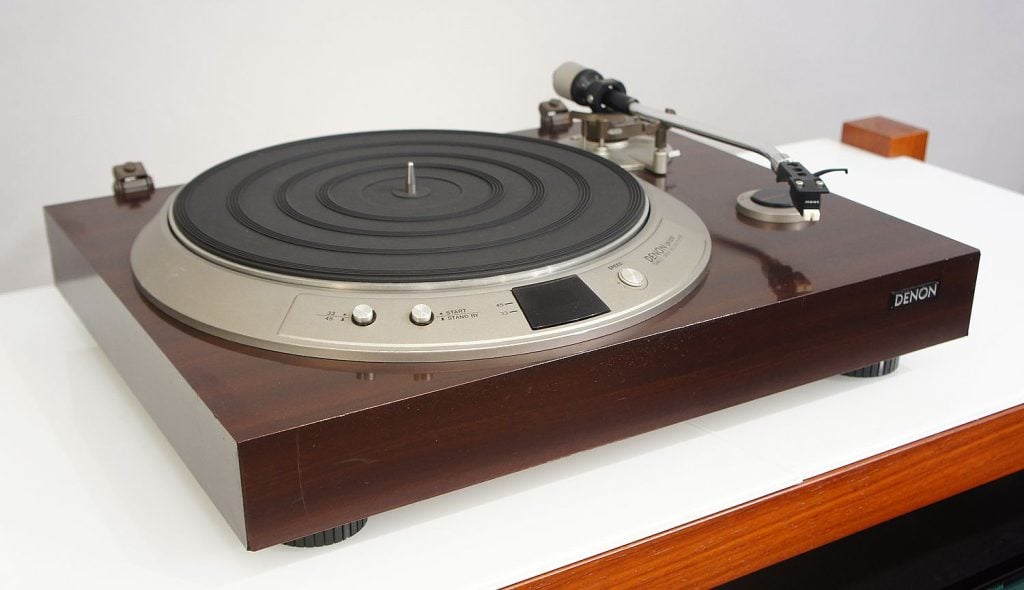 Denon DP 1200