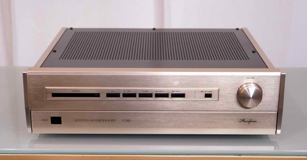 Accuphase C222