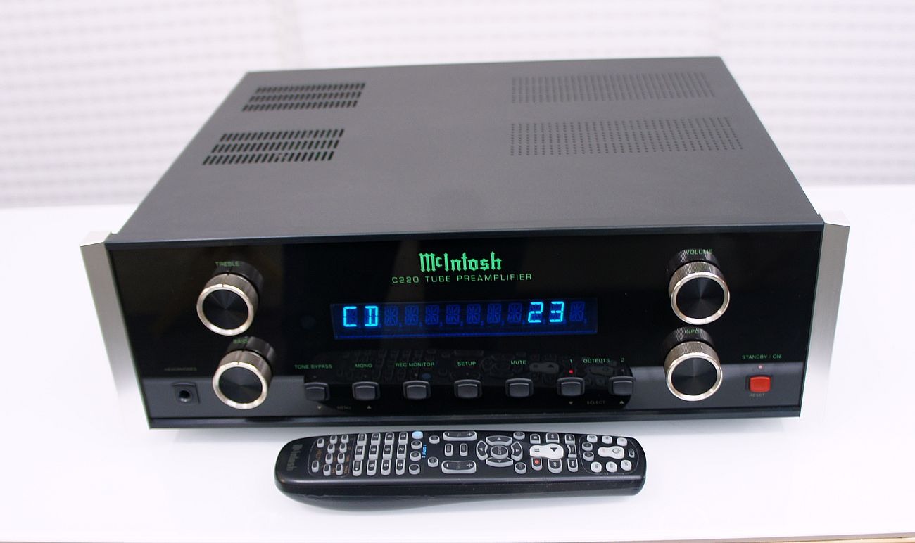 MCINTOSH C220 CON PROBLEMA