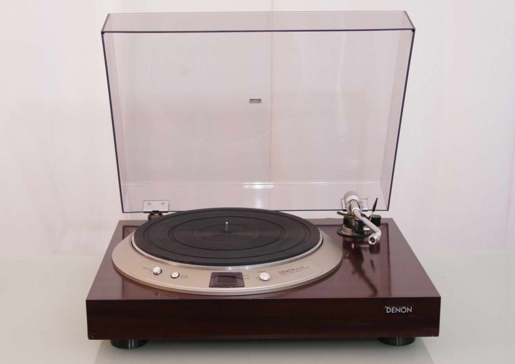 Denon DP1100