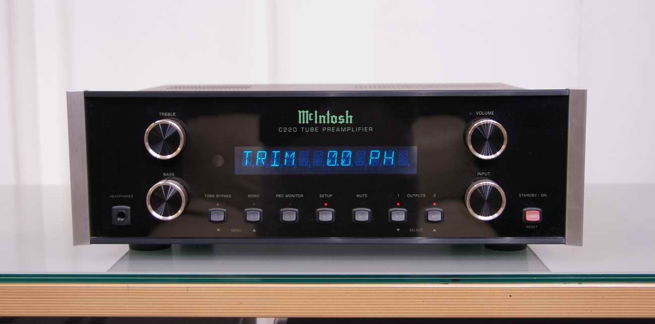 MCINTOSH C220 CON PROBLEMA