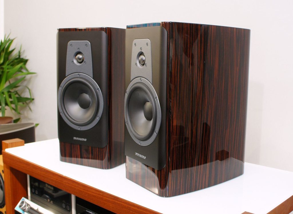 Dynaudio Contour 20