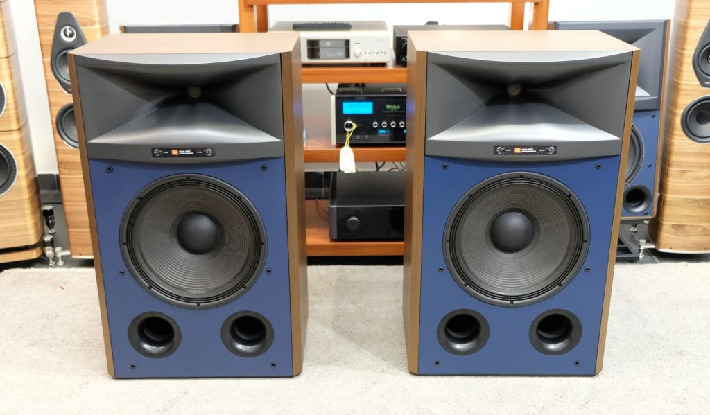 JBL 4367  Studio Monitor