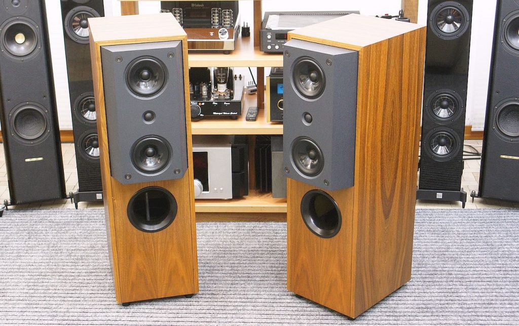 Kef 104/2 Reference