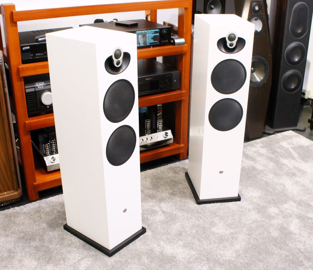 Linn Majik 140