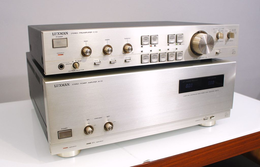 Luxman C03-M03