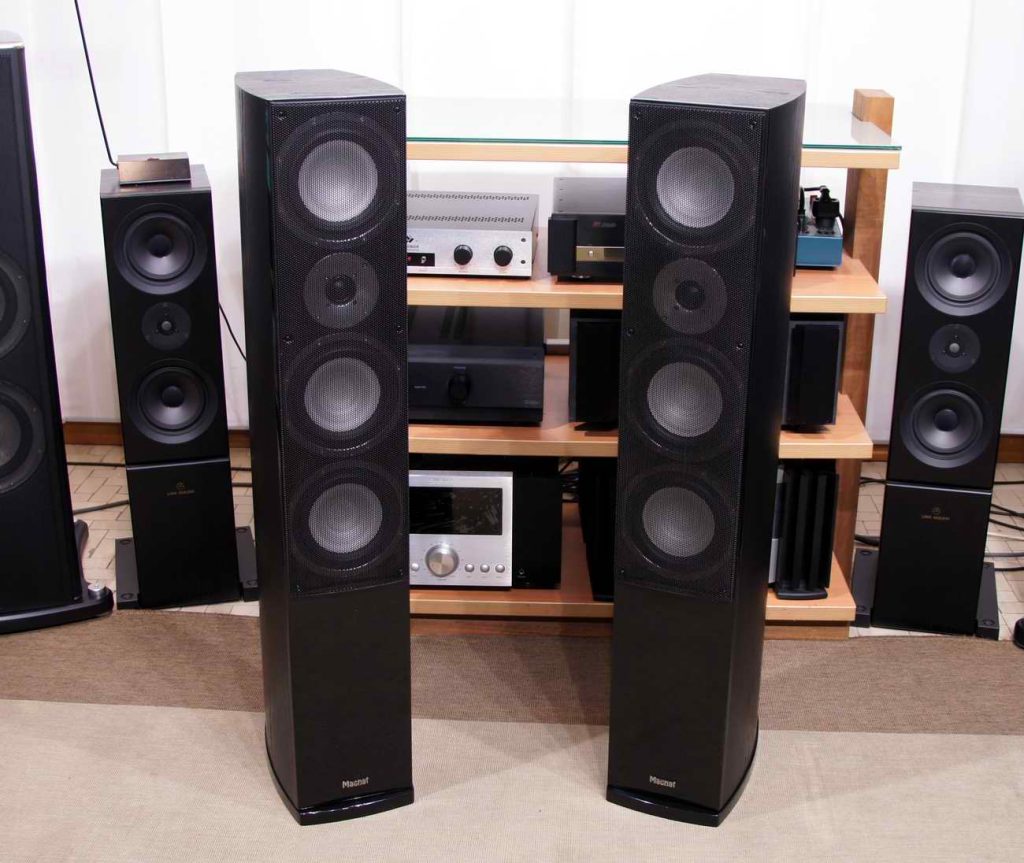 Magnat " Quantum 677 "