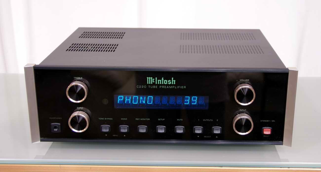MCINTOSH C220 CON PROBLEMA