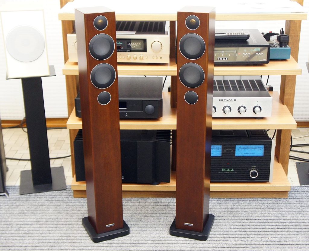 Monitor Audio Radius 270