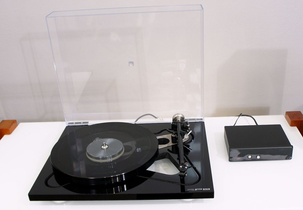 Rega RP8