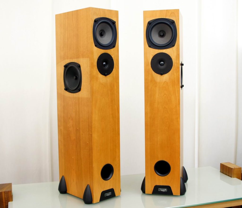 Rega RS3