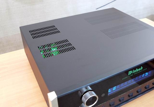 MCINTOSH C220 CON PROBLEMA