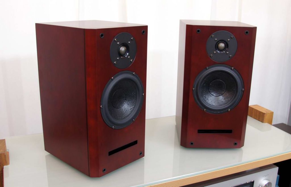 Usher V601