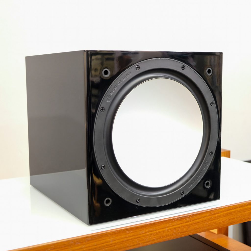 Monitor Audio Silver W12 Demo