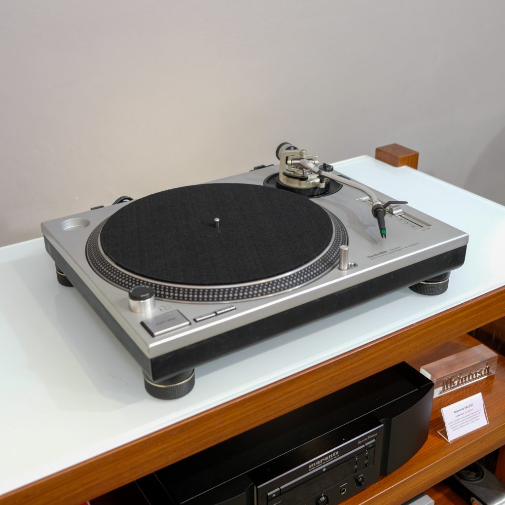 Technics SL1200 MKII