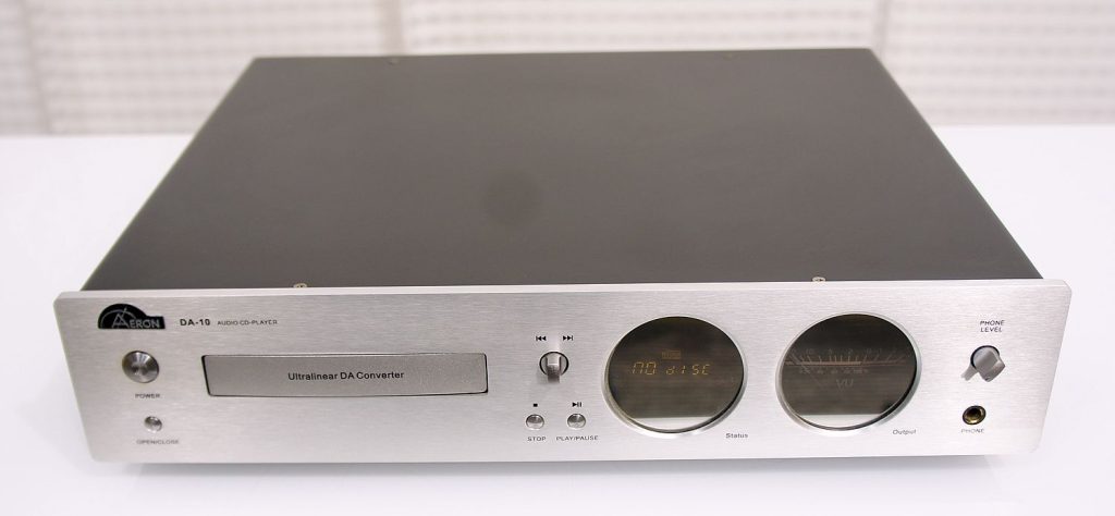 AERON DA-10  CD-Player 24bit/192KHz
