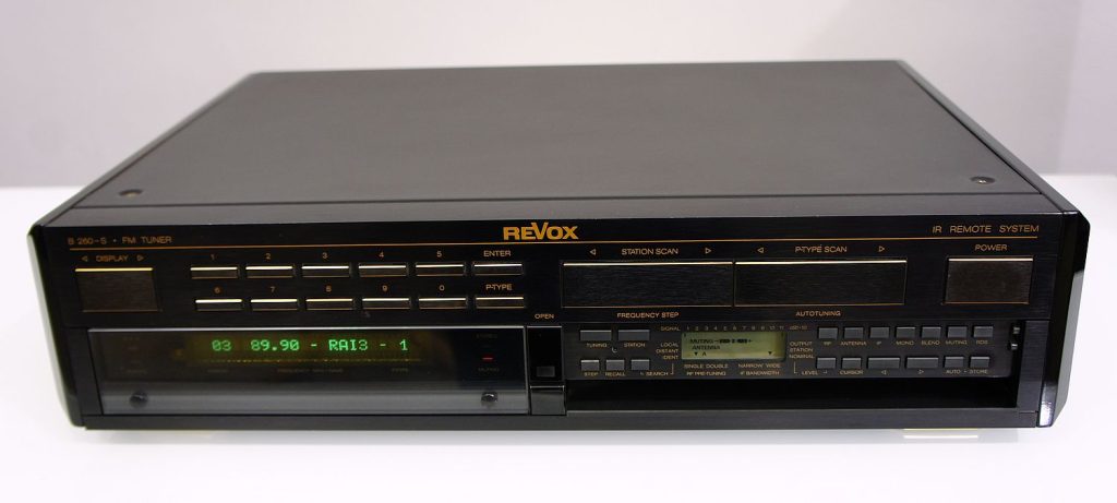 Revox  B260S Tuner  Revox  H2  Lettore CD  Revox  H11  Tape