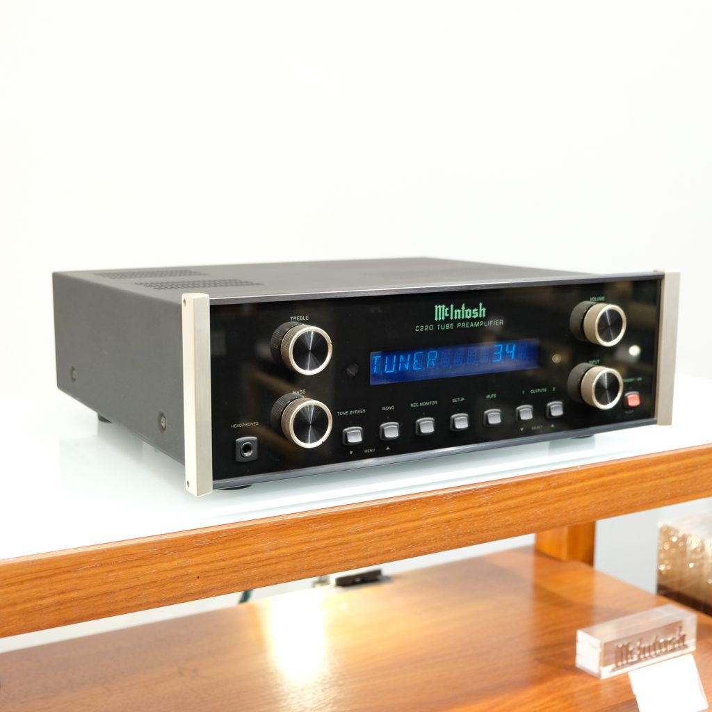 McIntosh C220